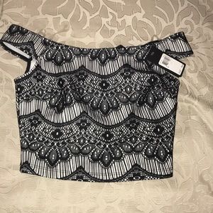 Off the Shoulder Crop Top